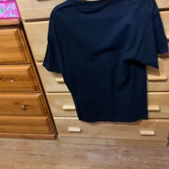 2009 LA Ink &  TM discovery 2009  What doesn't kill  me makes me stronger Tee - Picture 5 of 12